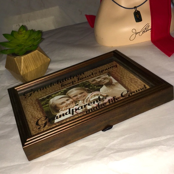 Grandchildren keep hearts young grandparents make life grand 6 x 4 photo frame - Picture 9 of 17